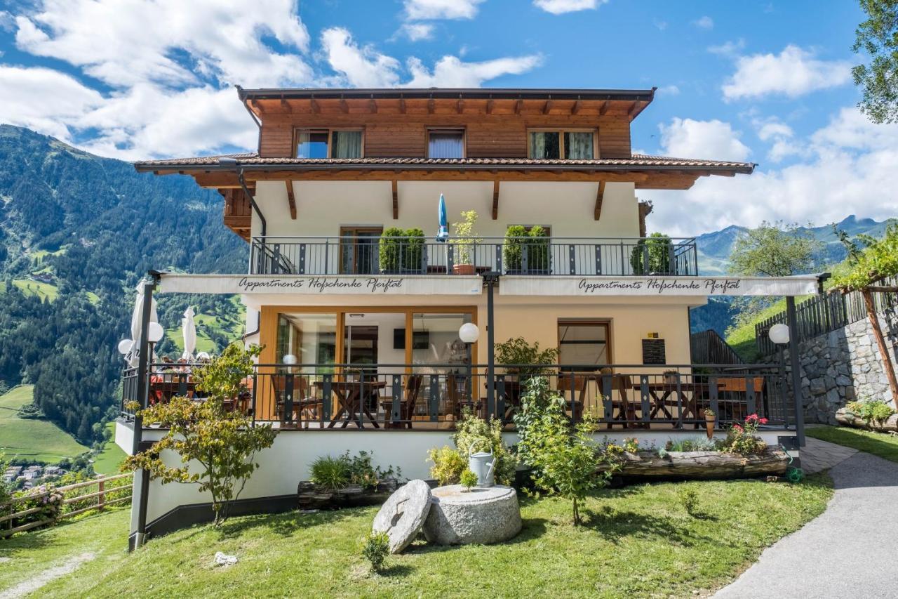 Hofschenke Pfeiftal - Bergwiese San Martino In Passiria (Trentino Alto Adige) Exterior foto