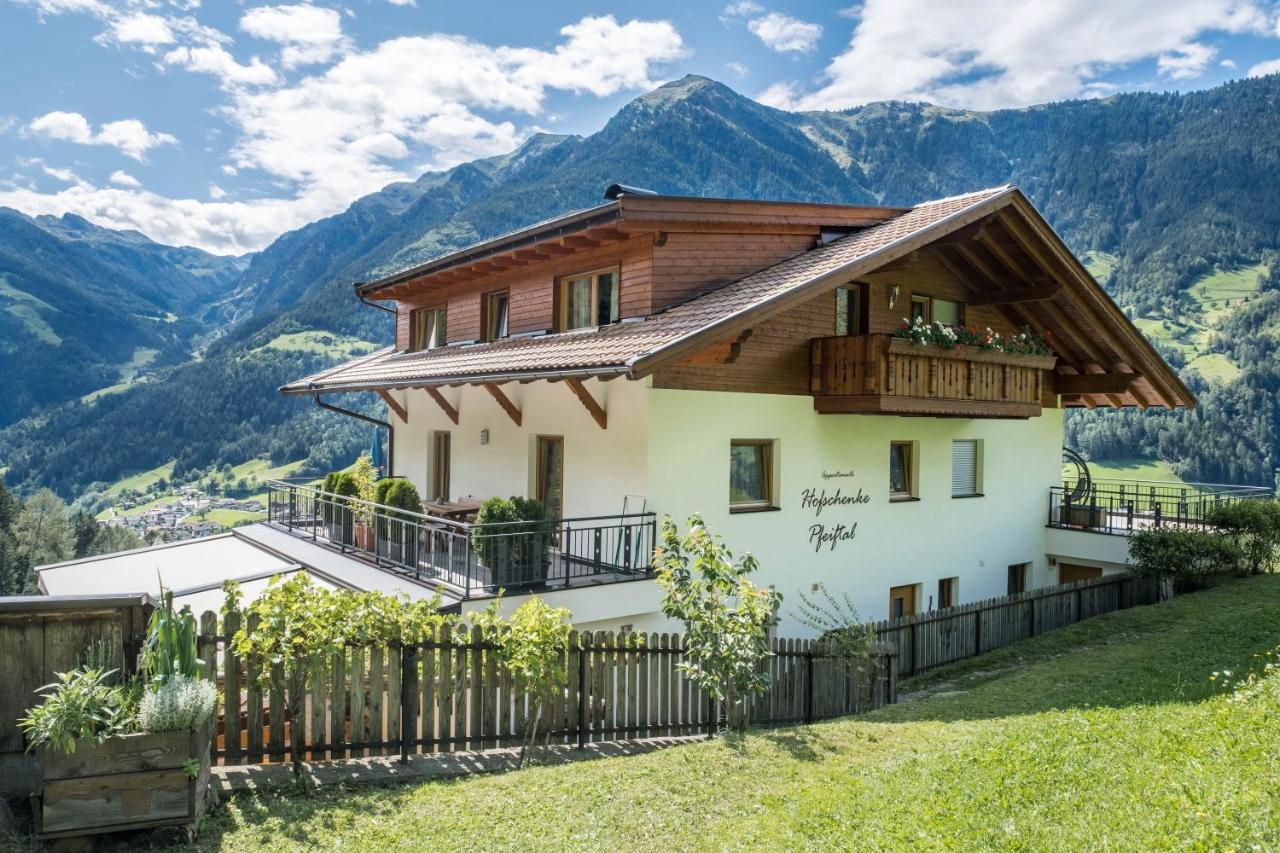 Hofschenke Pfeiftal - Bergwiese San Martino In Passiria (Trentino Alto Adige) Exterior foto